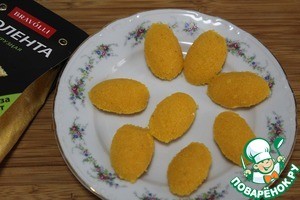 Кнедлики из поленты с бульоном