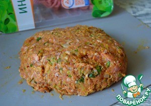 Котлеты из индейки с капустой Котлеты из индейки с капустой