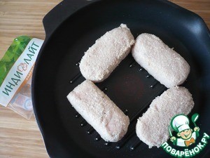 Котлеты из индейки с летним салатом