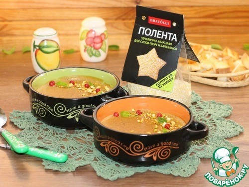 Крем-суп из поленты с сухариками