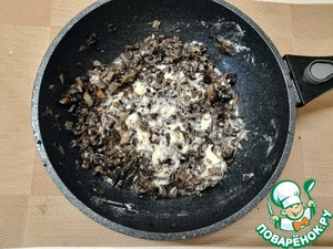 "Крошка-картошка" с грибным соусом