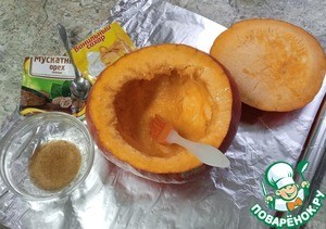 Кукурузно-фруктовая полента в тыквенном горшочке Кукурузно-фруктовая полента в тыквенном горшочке