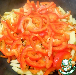 Лапша из зеленого горошка с овощами Лапша из зеленого горошка с овощами