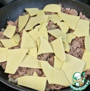 Ленивая лазанья с острым соусом