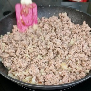 Ленивая лазанья с острым соусом