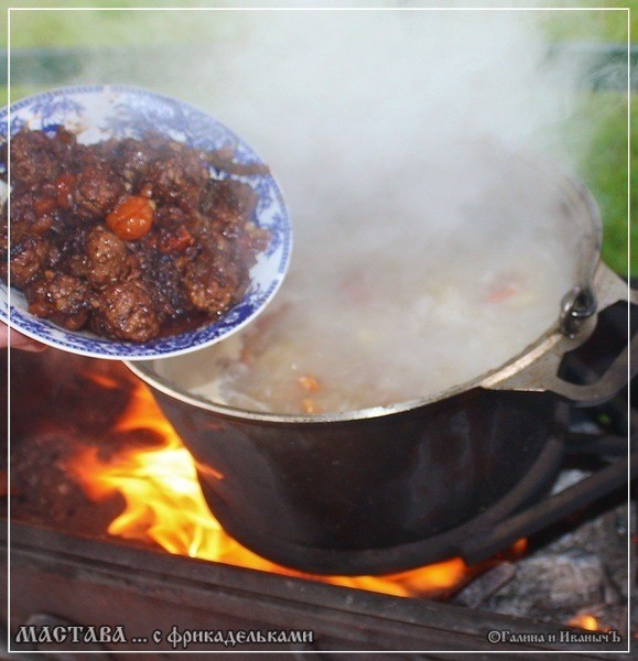 Мастава с фрикадельками Мастава с фрикадельками