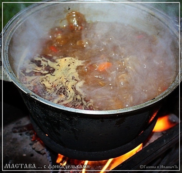 Мастава с фрикадельками Мастава с фрикадельками