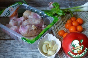 Мини-купаты с томатами и чесноком