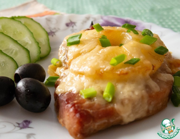 Мясо с ананасом
