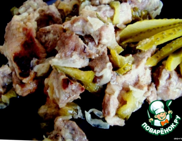 Мясо с солеными огурцами "По-новому" Мясо с солеными огурцами "По-новому"