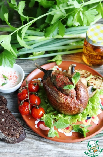 Мятый баклажан, фаршированный бараниной Мятый баклажан, фаршированный бараниной