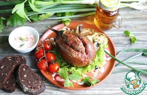 Мятый баклажан, фаршированный бараниной Мятый баклажан, фаршированный бараниной