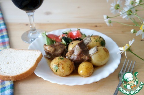Молодой картофель с рёбрышками Молодой картофель с рёбрышками