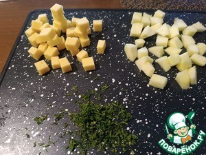 Нежный салат с огурцом, яблоком