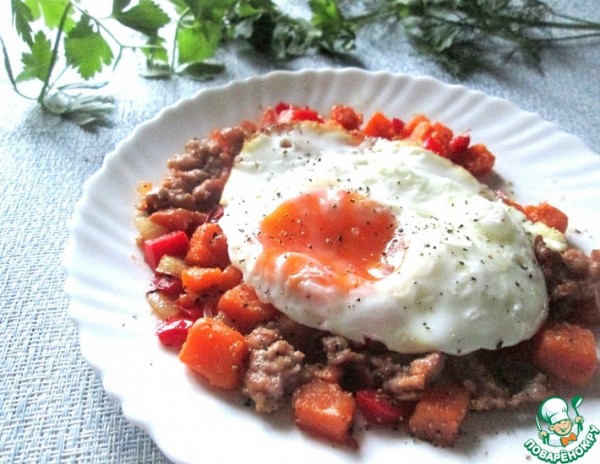 Овощи с бататом на сковороде