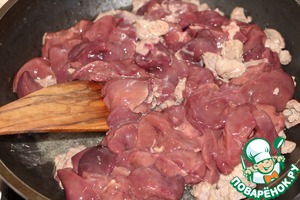 Овощной гратен с куриной печенью Овощной гратен с куриной печенью