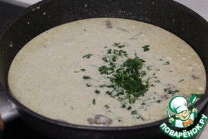 Печень в сметанно-сырном соусе Печень в сметанно-сырном соусе