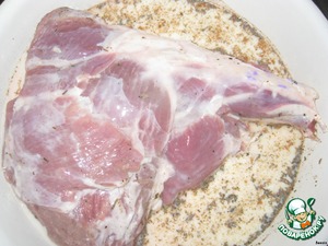 Печеная баранина с черносливом