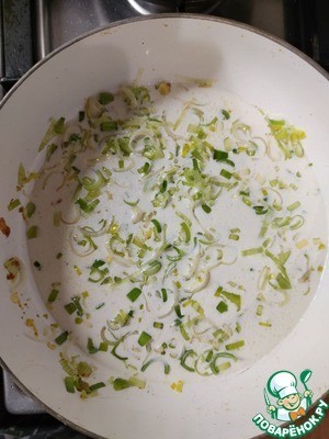 Печеночные котлеты с соусом 3 сыра Печеночные котлеты с соусом 3 сыра