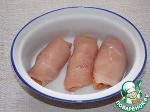 Пикантные куриные рулетики с сыром Пикантные куриные рулетики с сыром