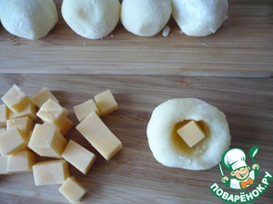 Пирог из картофельного пюре с колбасками Пирог из картофельного пюре с колбасками