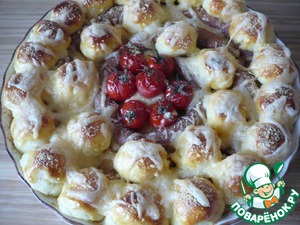 Пирог из картофельного пюре с колбасками Пирог из картофельного пюре с колбасками