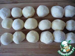 Пирог из картофельного пюре с колбасками Пирог из картофельного пюре с колбасками