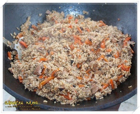 Плов на топленом масле "Сариёгли палов"