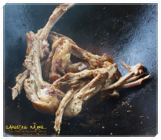 Плов на топленом масле "Сариёгли палов"