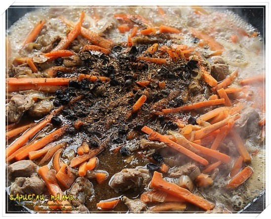 Плов на топленом масле "Сариёгли палов"