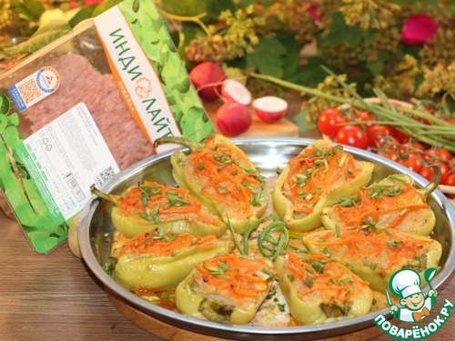 Половинки перца, запечённые с начинкой Половинки перца, запечённые с начинкой