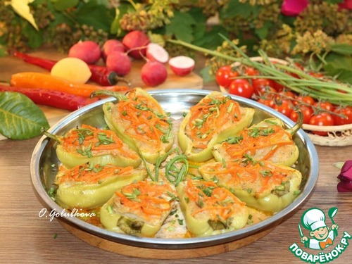 Половинки перца, запечённые с начинкой Половинки перца, запечённые с начинкой