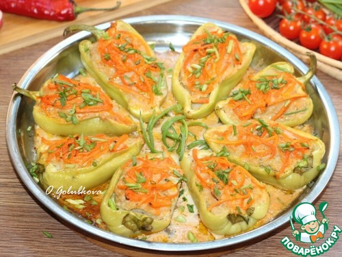 Половинки перца, запечённые с начинкой Половинки перца, запечённые с начинкой