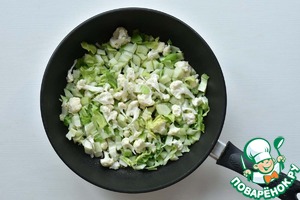 Рулет из свинины с цветной капустой