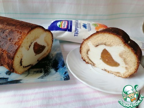 Рулет с хурмой Рулет с хурмой