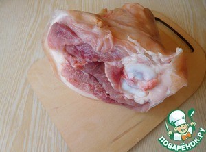 Рулька запеченная "Ничего лишнего"