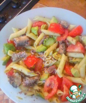 Салат с авокадо и анчоусами Салат с авокадо и анчоусами