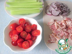 Сельдерей, запеченный с помидорами и беконом Сельдерей, запеченный с помидорами и беконом