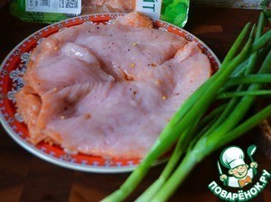 Шашлыки-рулеты из индейки с беконом Шашлыки-рулеты из индейки с беконом