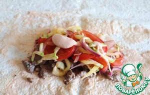 Шаурма с бараниной и обжаренными овощами Шаурма с бараниной и обжаренными овощами