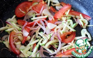 Шаурма с бараниной и обжаренными овощами Шаурма с бараниной и обжаренными овощами