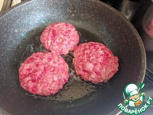 Шведские котлеты со свеклой из индейки Шведские котлеты со свеклой из индейки