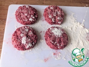 Шведские котлеты со свеклой из индейки Шведские котлеты со свеклой из индейки