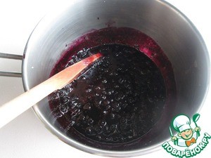 Соус с черникой и ревенем Соус с черникой и ревенем
