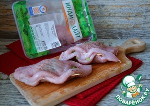 Стейк индейки с беконом и зеленью