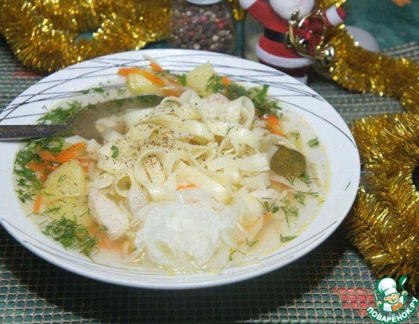 Суп-лапша с маринованным луком