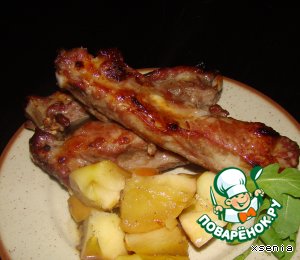 Свиные ребрышки, запеченные в яблоках Свиные ребрышки, запеченные в яблоках