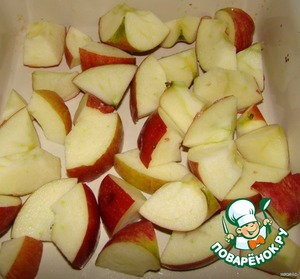 Свиные ребрышки, запеченные в яблоках Свиные ребрышки, запеченные в яблоках