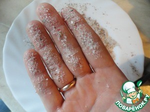 Сырная панировка с зеленью и блюда с ней