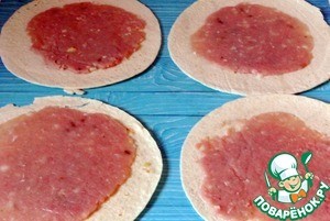 Тортильи с начинкой из индейки